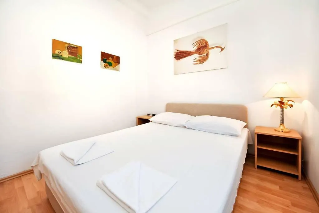 4 Adriatic Apartment Pag Pag Town